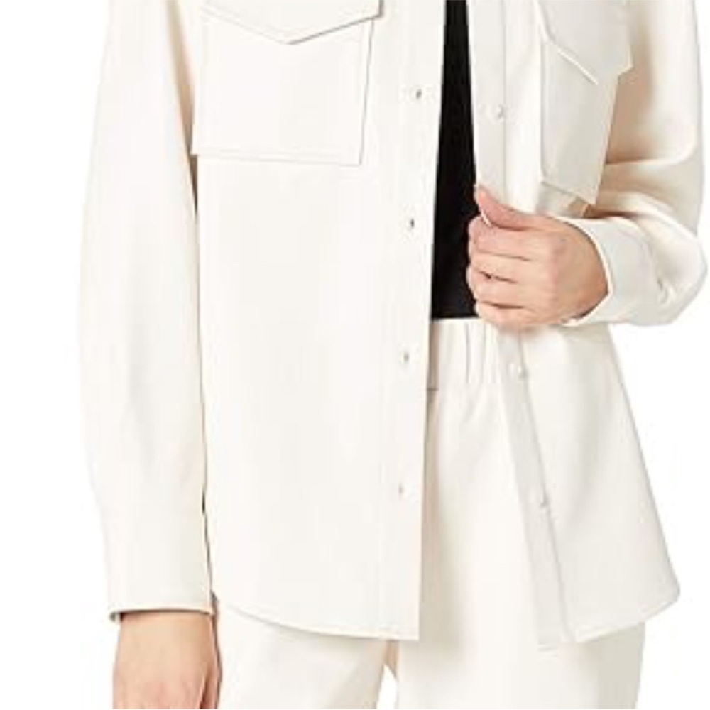 Women's Cream Utility Jacket - Classic Shirt Jacket